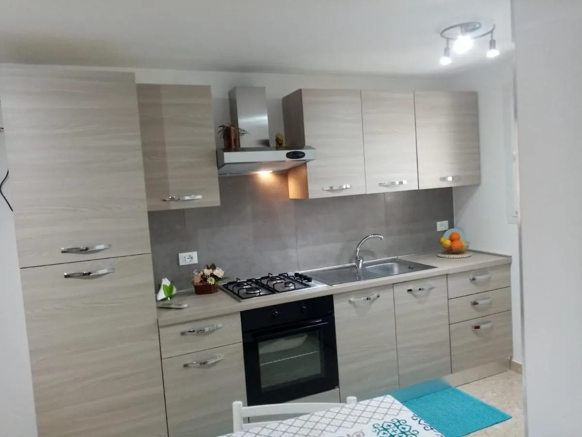 بيت للعطل Cofano Home كوستوناتشي إيطاليا