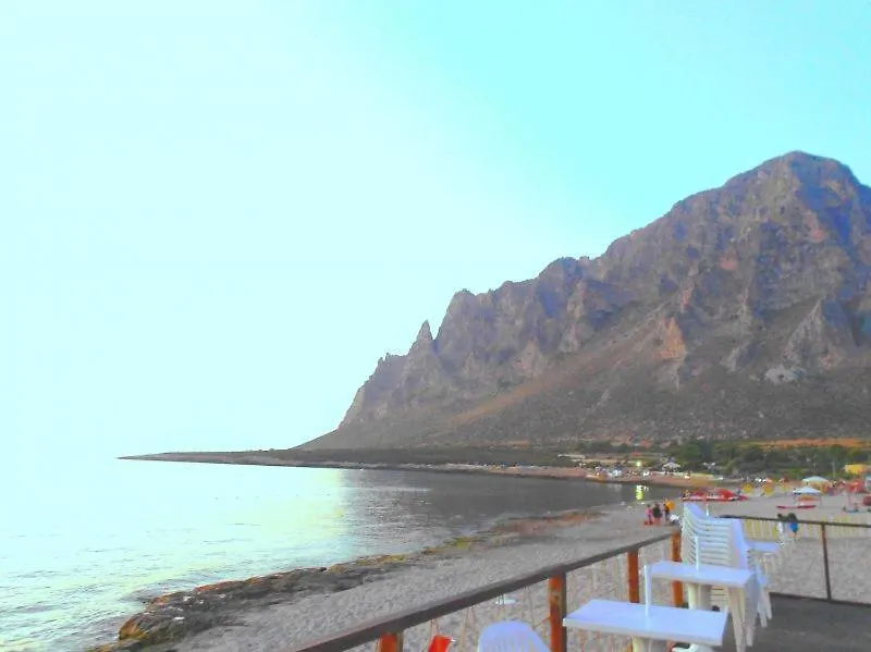 Cofano Home كوستوناتشي بيت للعطل